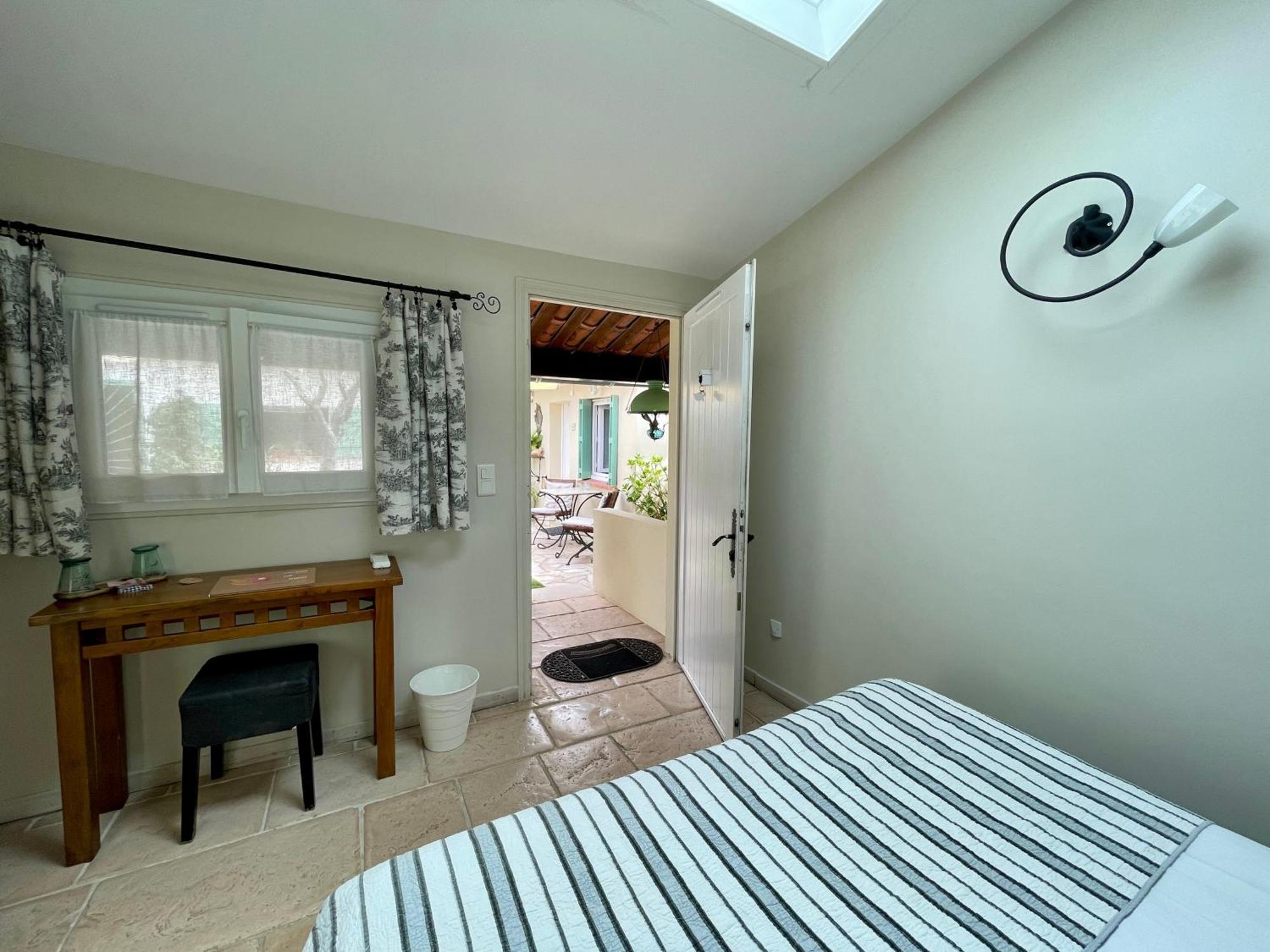 Hotel La Jabotte Antibes Pokoj fotografie